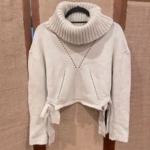 🐰Cropped Cowl Neck Sweater 🐰